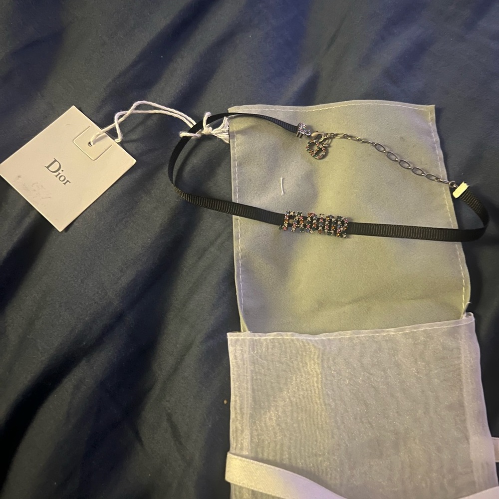 Dior choker